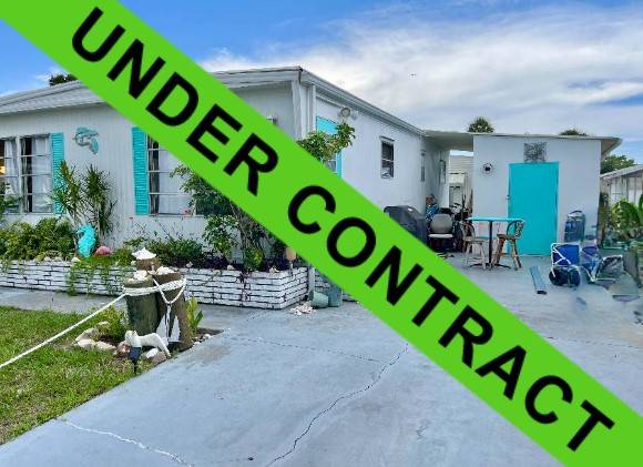 Mobile home for sale in Venice, FL